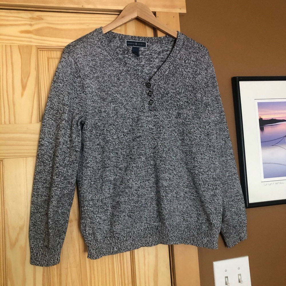 Thick grey sweater